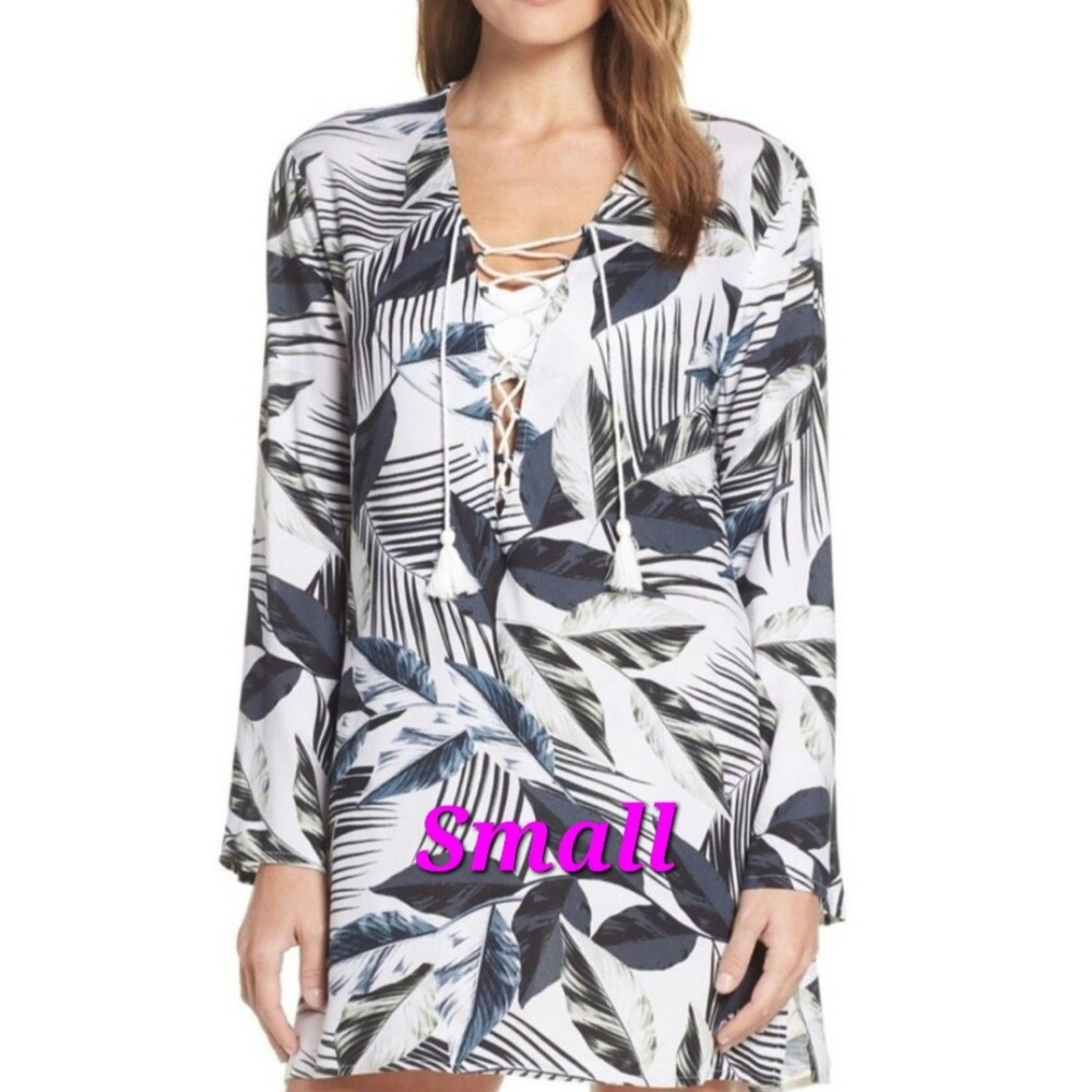 NWT La Blanca swimsuit cover-up black leaf pattern Size Small